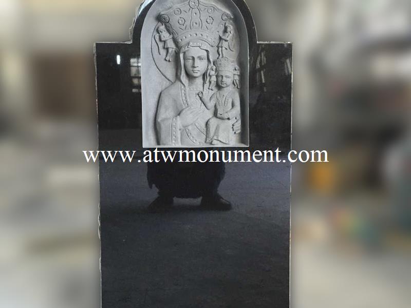 USM004-Indian Black Granite Relief Carving of Our Lady of Czestochowa with Child Tombstone