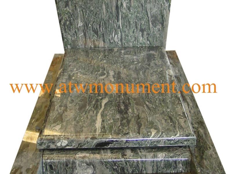 FRM004-French Style Monument